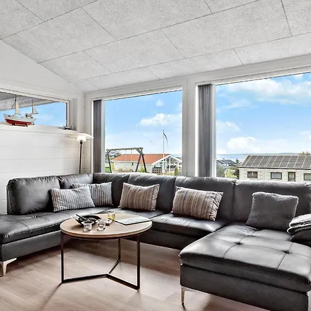 4 Bedroom Awesome In * Faaborg