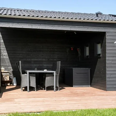 4 Bedroom Awesome In * Faaborg