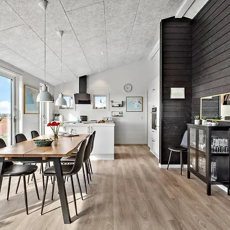 4 Bedroom Awesome In Holiday home Faaborg